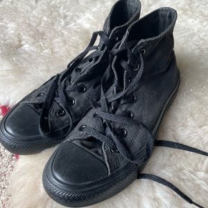 Monochrome Black Converse All Star / High Top